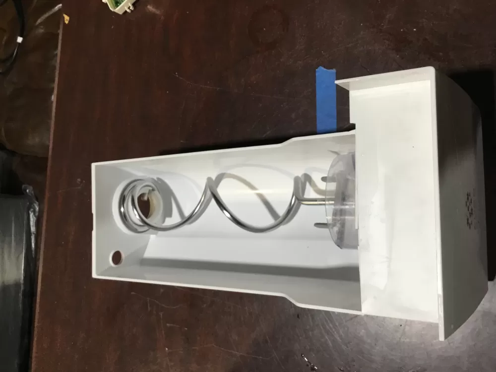 242100107 Electrolux Refrigerator Ice Container