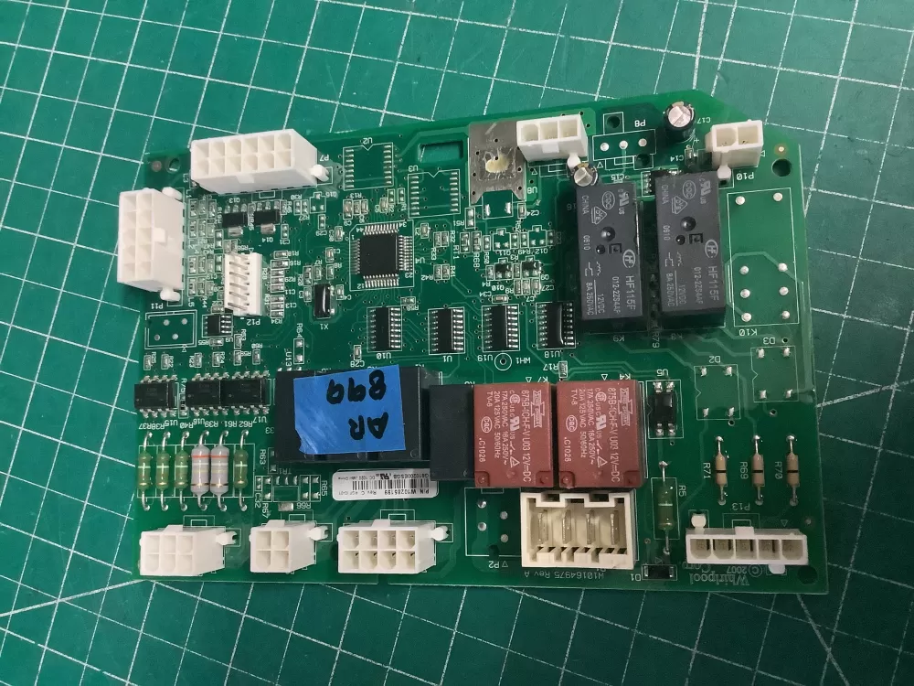 Whirlpool Maytag W10285199 Refrigerator Control Board AZ208424 | AR899