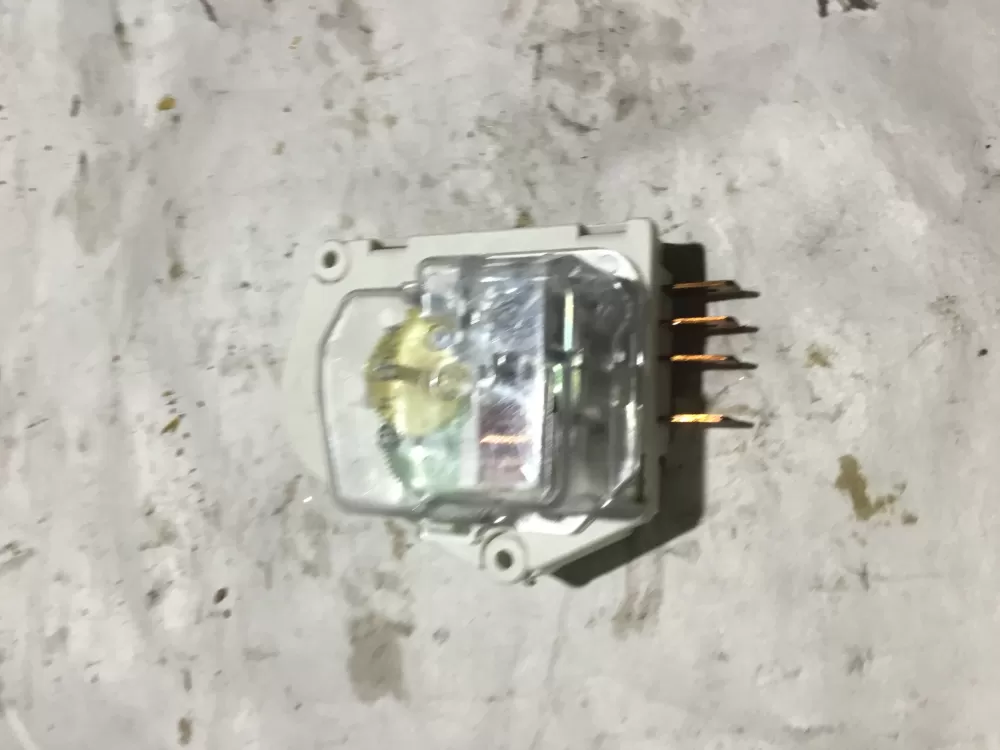  1236 1D5A Refrigerator DBZC Defrost Timer AZ100846 | Sl124
