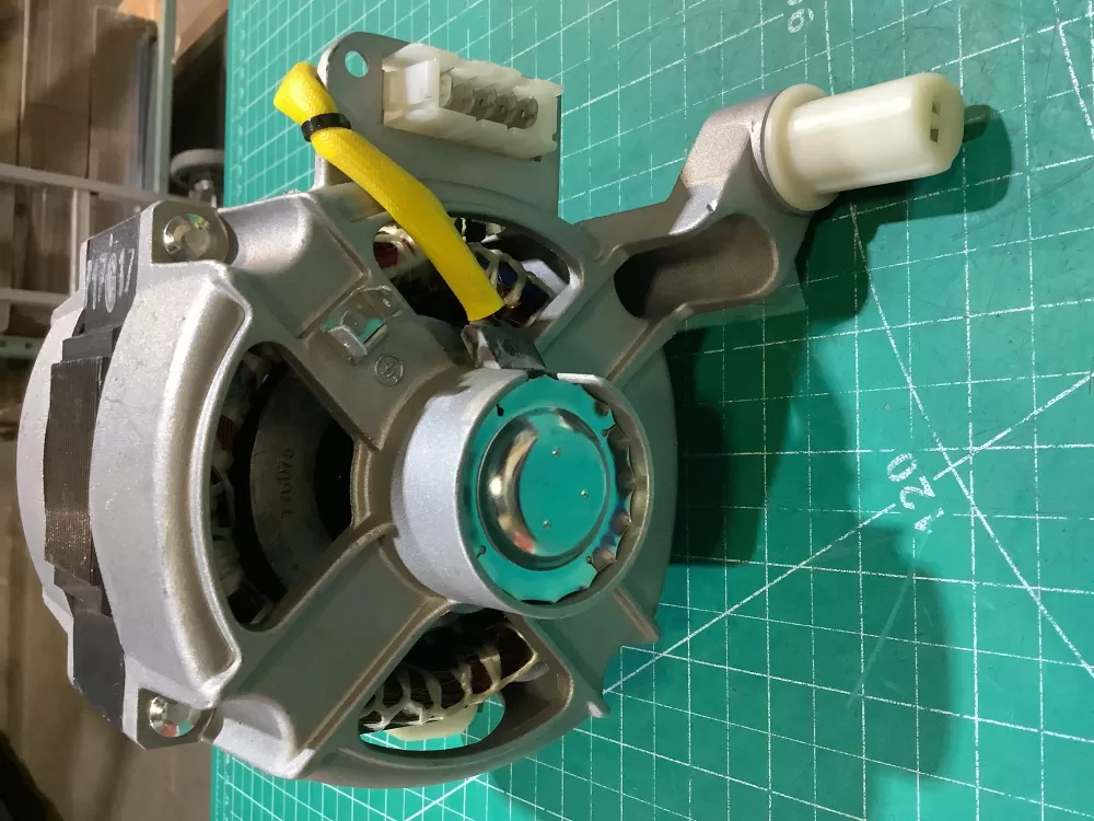 GE  Hotpoint YXTK-600-4-2L  E255002 Washing Machine Motor