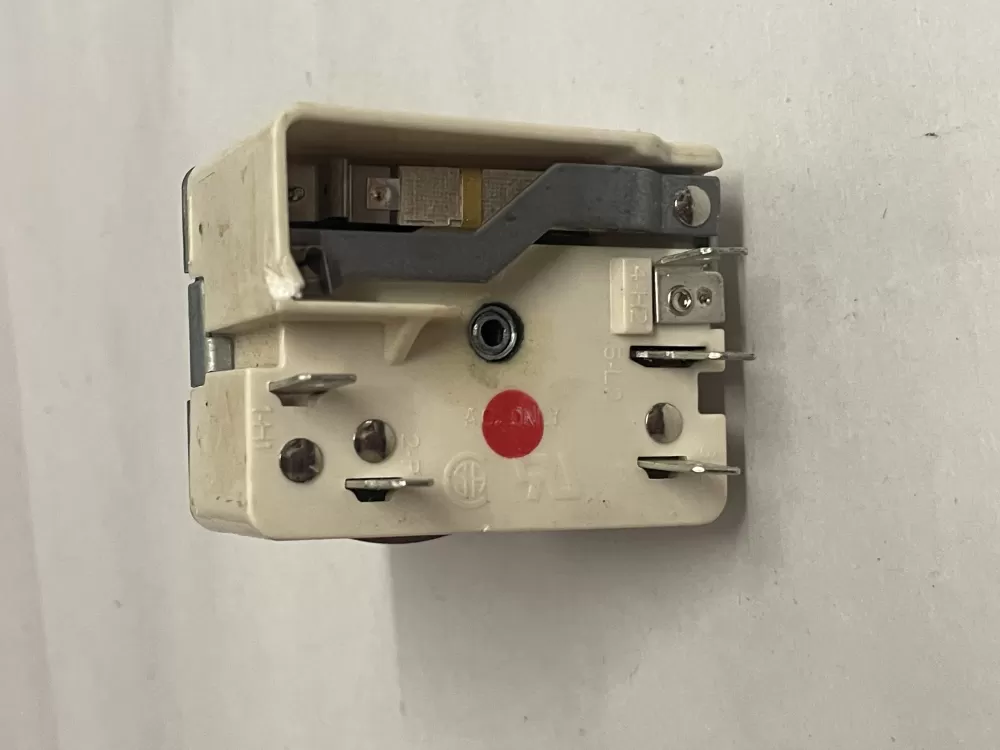 Washer/Dryer timer 1315614 AZ205721 | KM2557.    