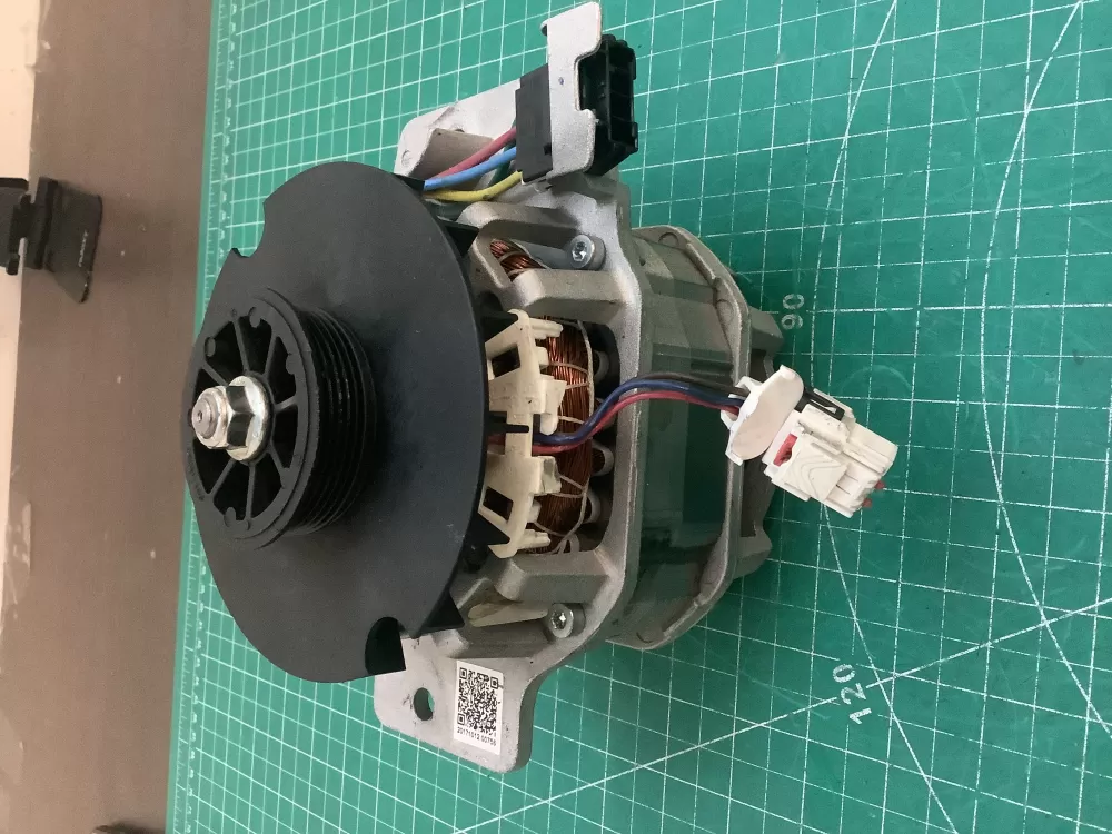 GE 290D1182 Washer Drive Motor AZ218938 | SLA382