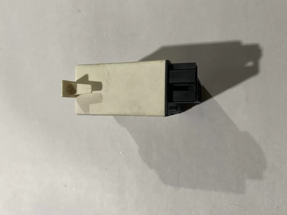 Miele 06097620 Dishwasher Relay AZ192055 | BK2482