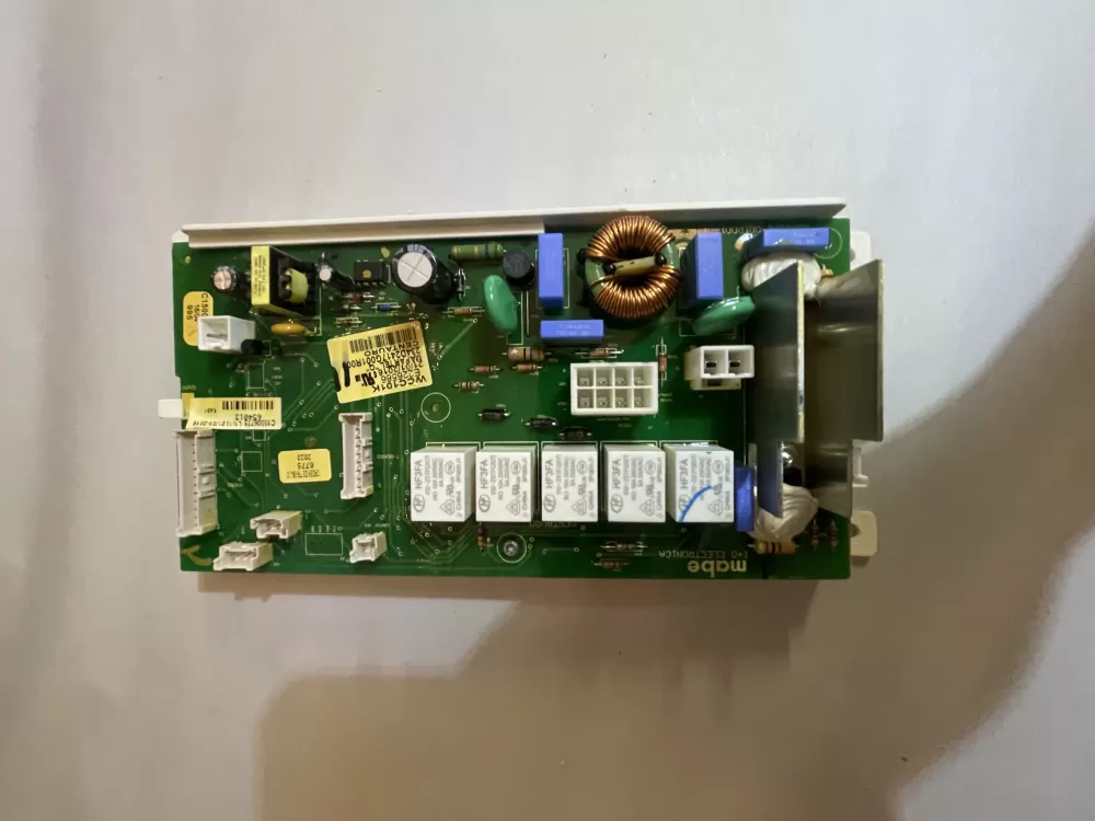 GE  Hotpoint WCC101K  234D2417G001R001 Washer Control Board