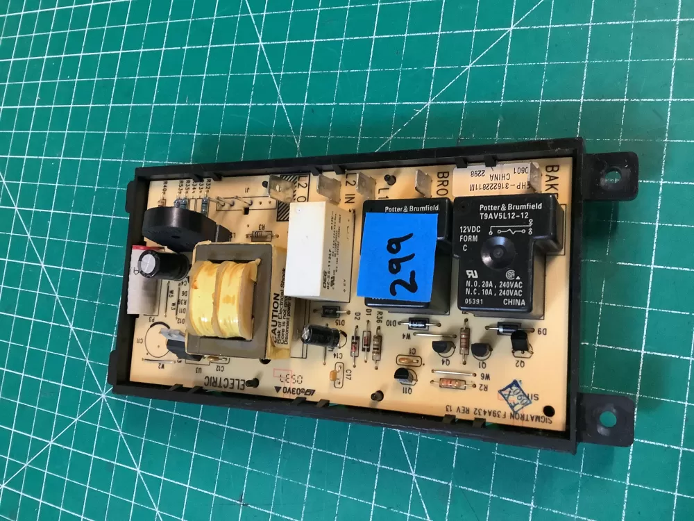 Frigidaire Oven Range Electronic Control Board 31622811 AZ215687 | NR299