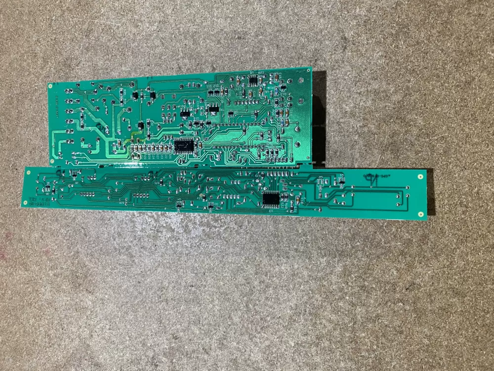 Kenmore 2304050 Refrigerator Control Board AZ69807 | BK1335