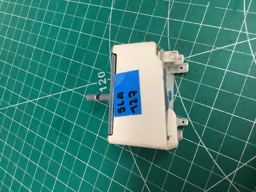 GE Kenmore 164D1816P05 Range Surface Burner Switch  AZ202171 | SL127