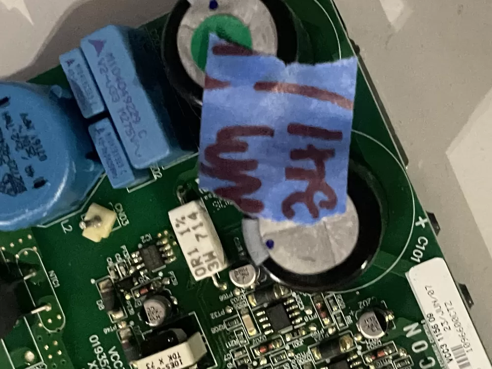 GE Refrigerator 219323010 Main Control Board AZ33510 | Wm341