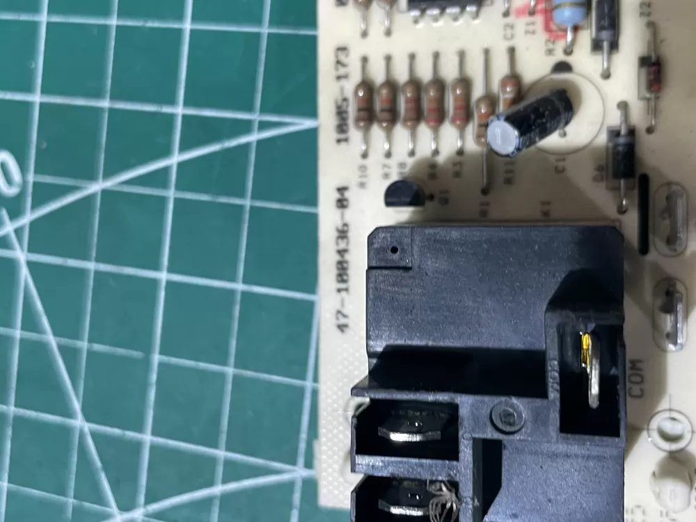 Rheem 47-100436-04 Furnace Control Board Honeywell AZ192973 | Wm377