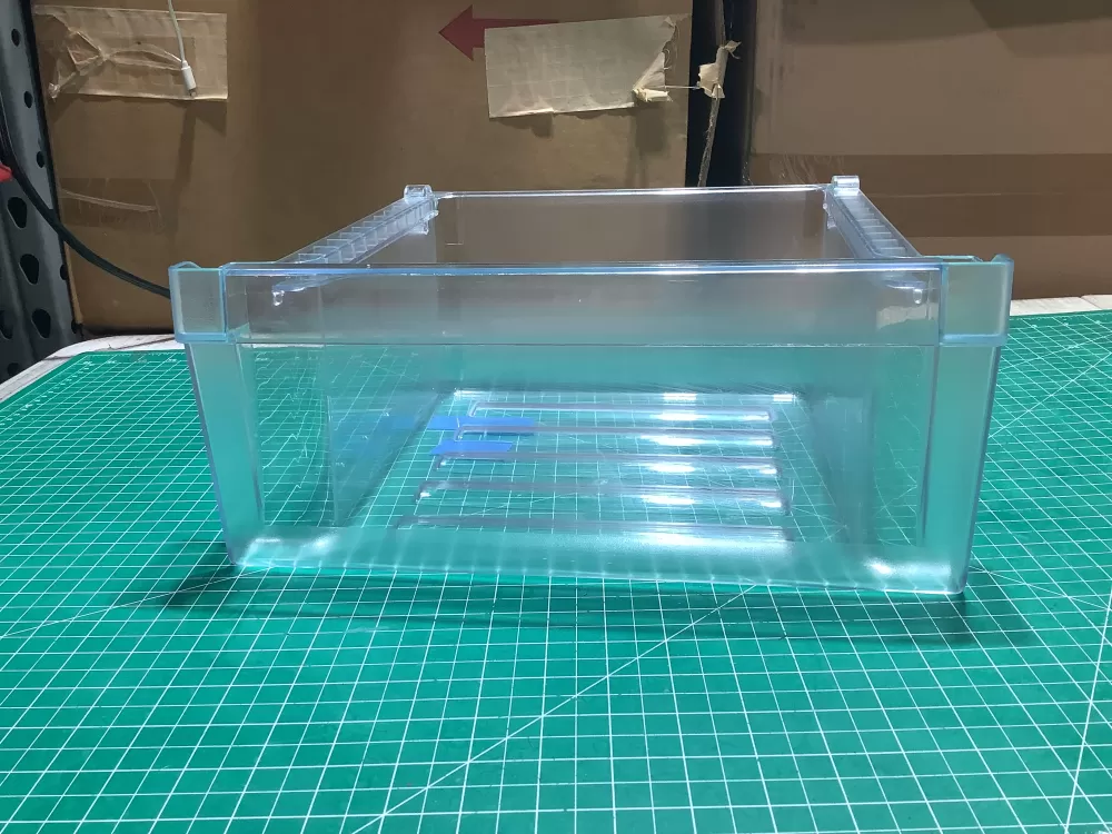 GE  225D8411P002 Refrigerator Crisper Drawer WR71X29583 AZ164397 | SL326