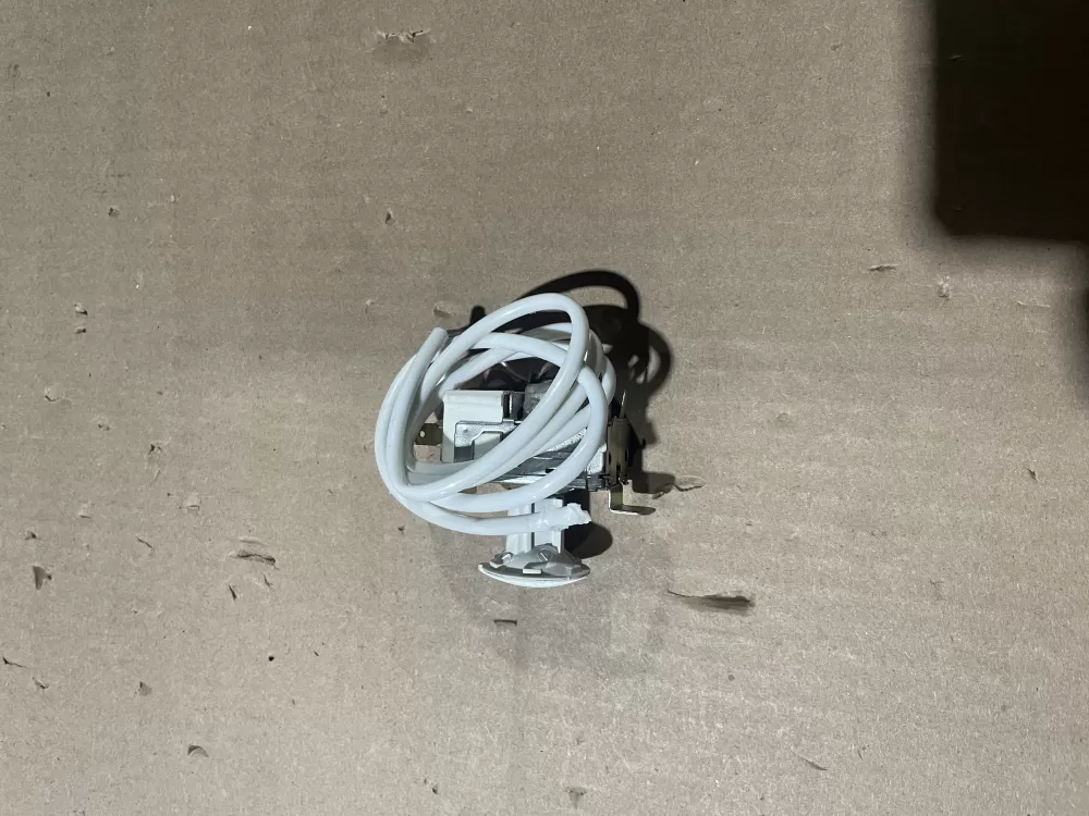 Frigidaire Kenmore 3ART5VC158 Refrigerator Control Board AZ89422 | Wm1338