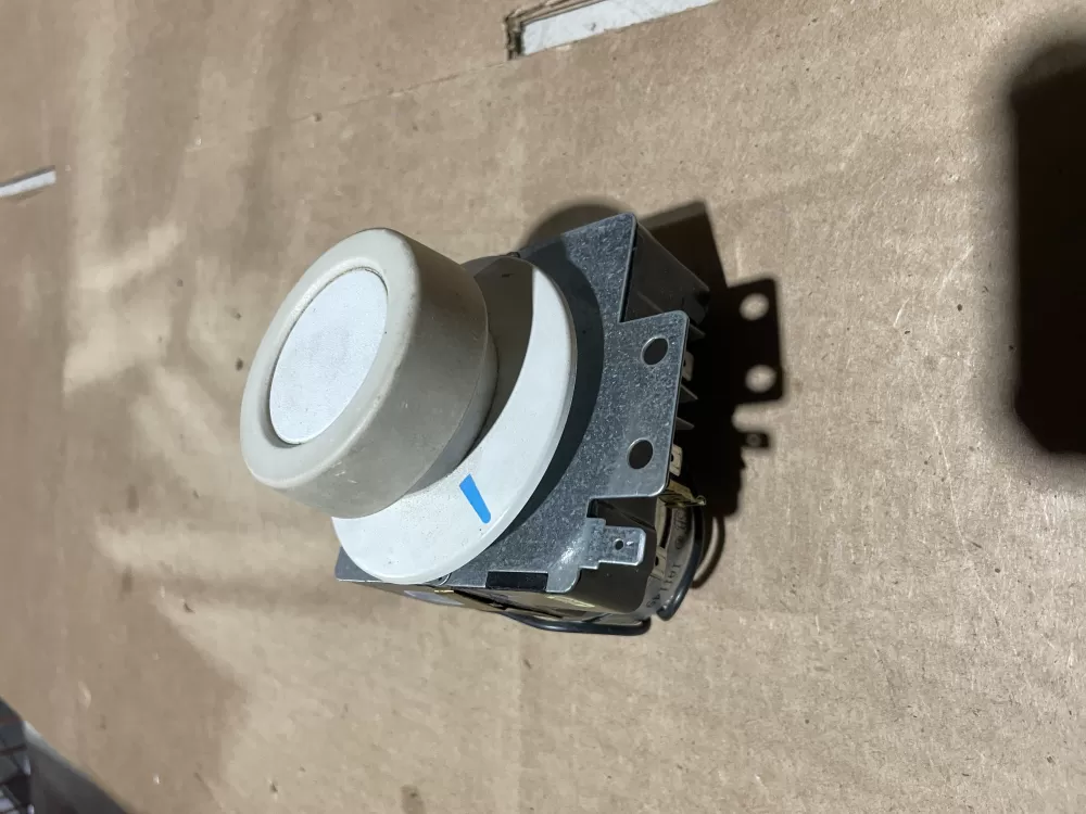 Whirlpool  Maytag  Roper  Crosley  Admiral  Estate  Magic Chef WP8299764  AP6012579  8299764  831500  PS11745789 Dryer Timer