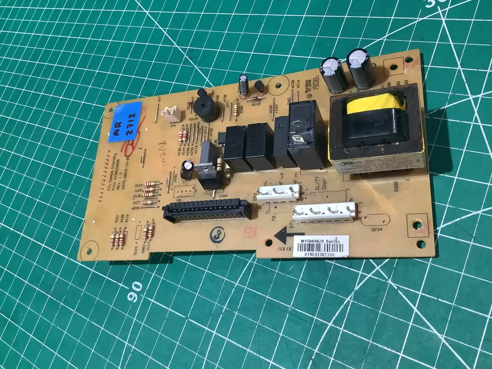 Whirlpool W11369662 W10822025 Microwave Oven Control Board AZ184082 | AR2712