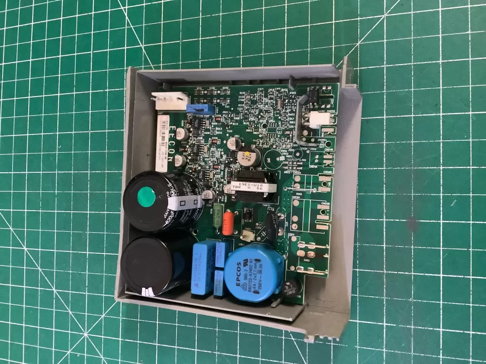 Whirlpool OEM Control Board 519301022 AZ198830 | NR2770