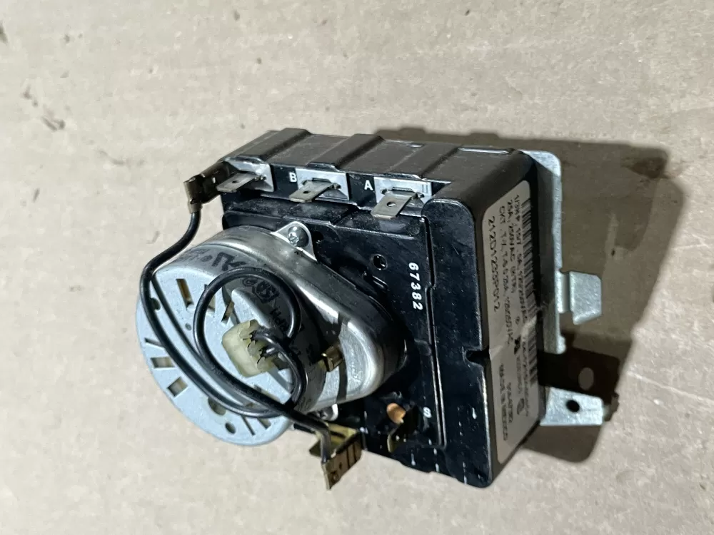GE 212D1233P012 WE4M364 Dryer Timer AZ64826 | Wm2101