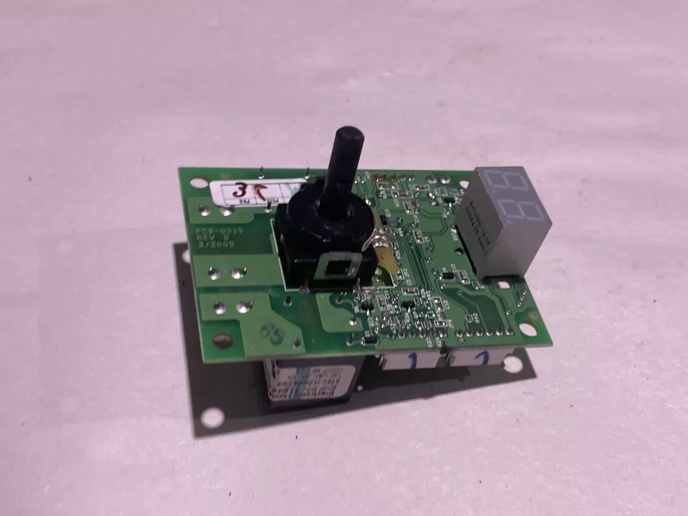 Frigidaire  Electrolux SM3161801F Range Control Board