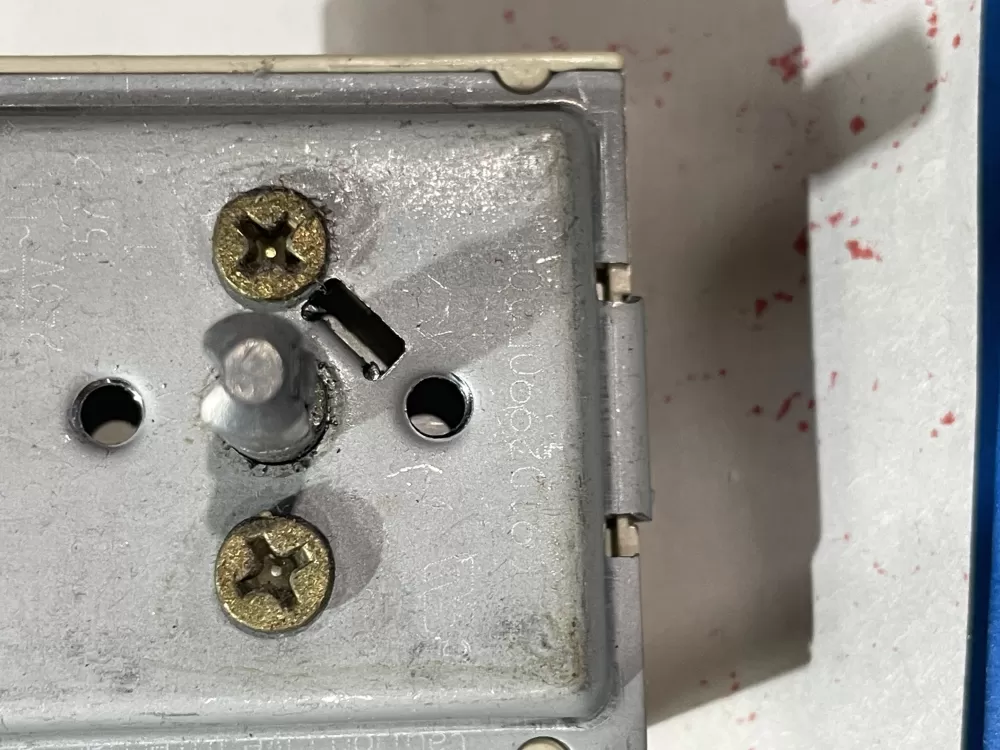 GE WB24T10058 Range Surface Element AZ200380 | Wm2773