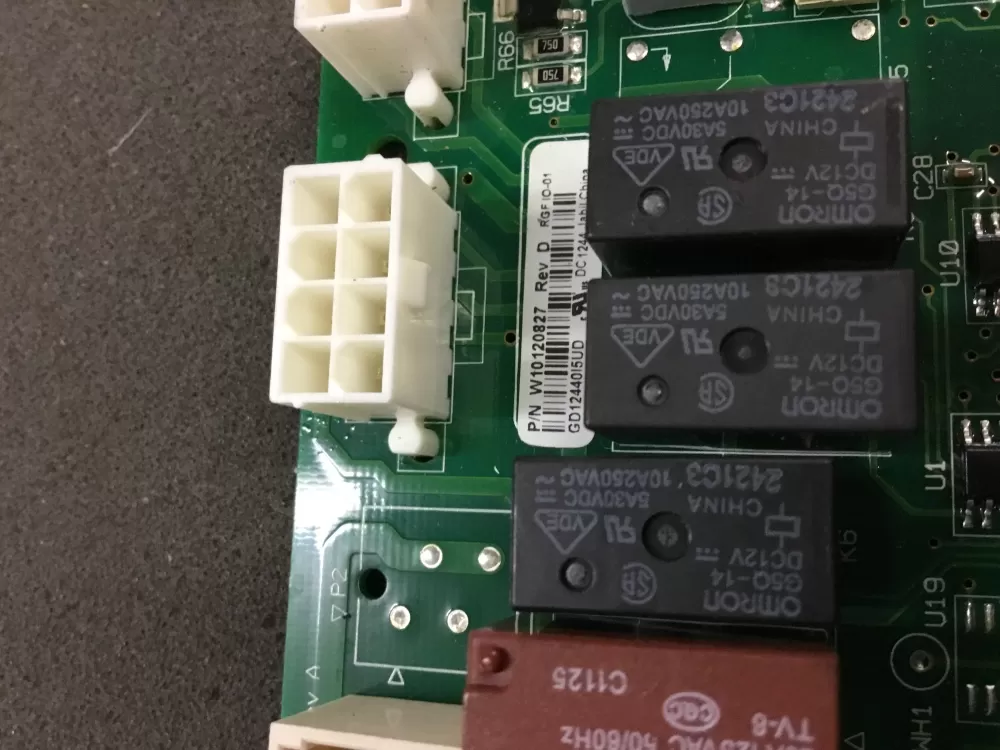 Maytag KitchenAid Jenn-Air Refrigerator Control Board AZ81192 | NR862