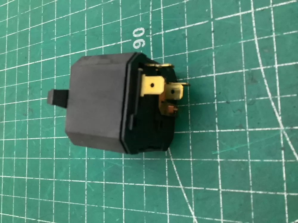 Crosley  Kenmore  Maytag  Whirlpool W10117655 WPW10117655 Dryer Crosley Control Board Start Switch