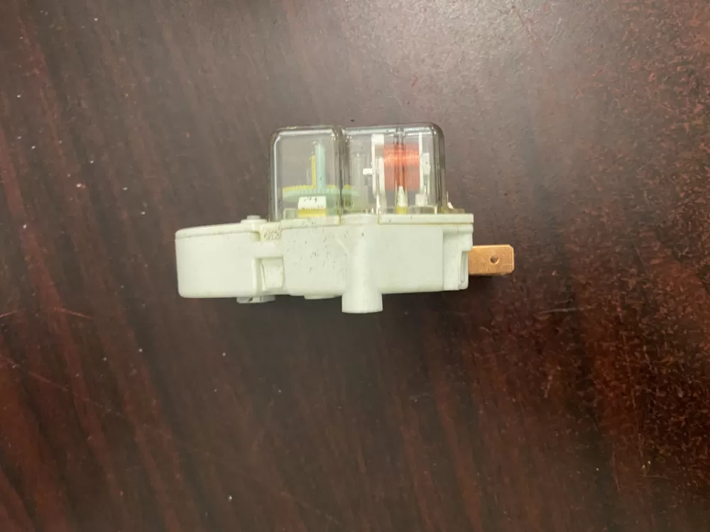 Frigidaire Kenmore AP2111929 12762 Refrigerator Defrost Timer AZ37365 | BK164