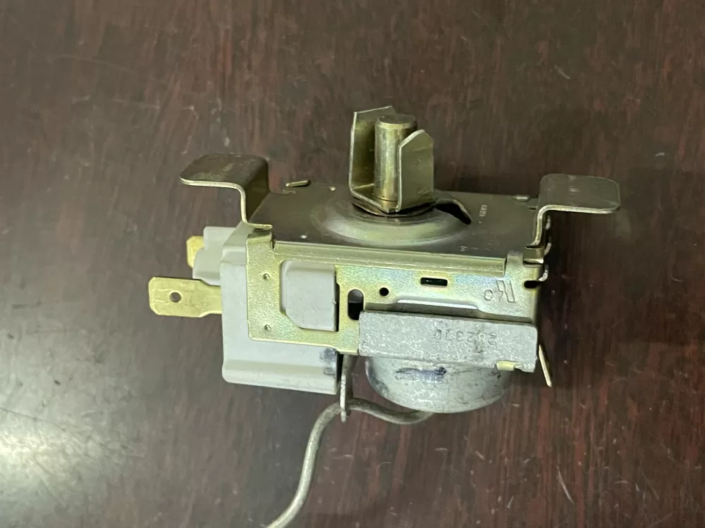 Westinghouse PS8769007 Thermostat Cold Control AZ36541 | KM404