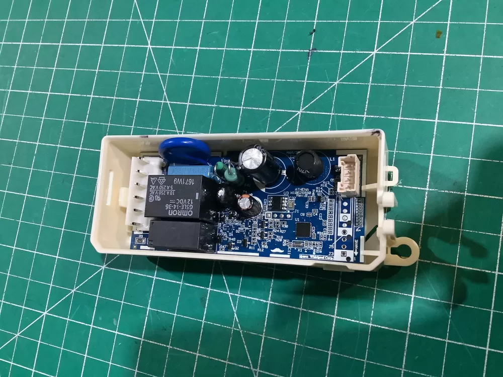 Whirlpool  Maytag W11476563  AP7194670  PS16744951 Refrigerator Control Board