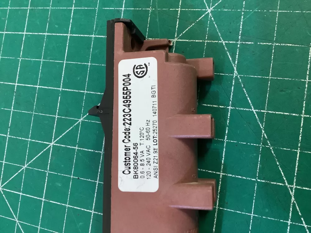 GE  Hotpoint 223C4955P004 Range Spark Ignitor Module