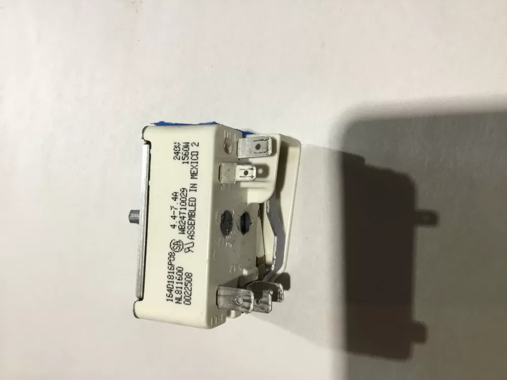 Kenmore WB24T10029 Range Switch AZ102165 | Sl152