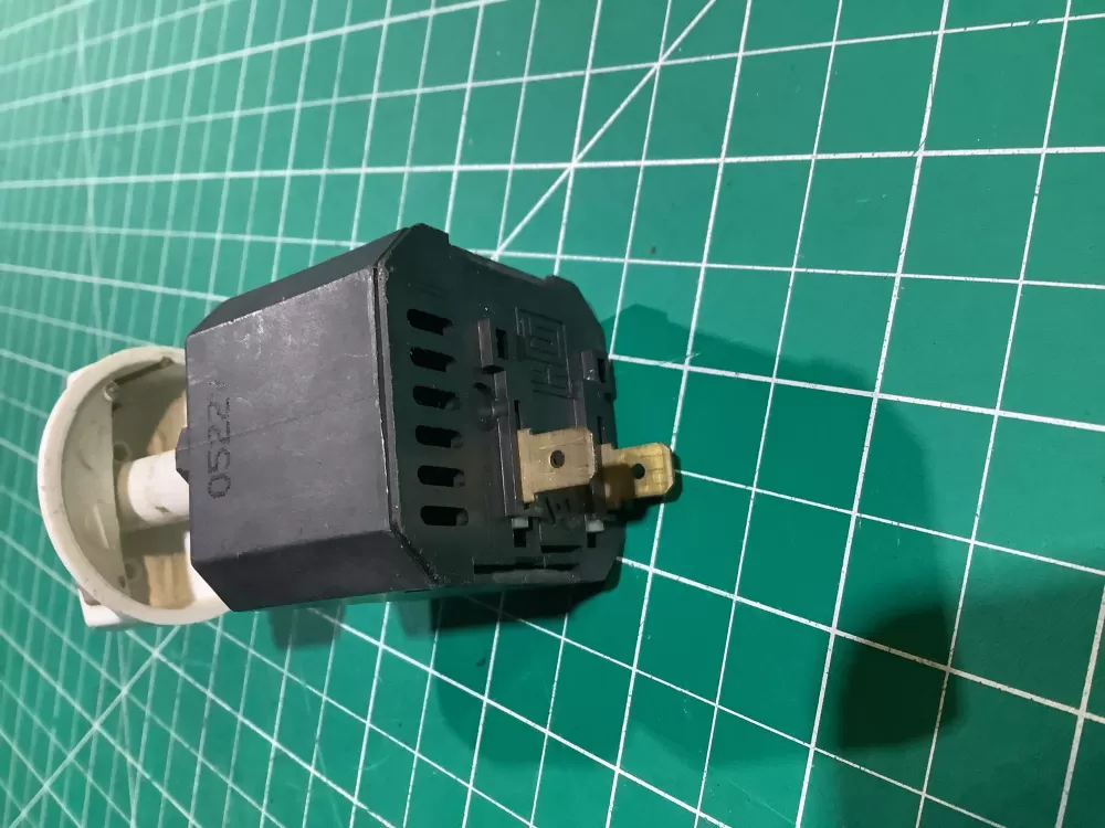 Whirlpool 3398093 WP3398093 Dryer WP Switch AZ146666 | NR2452
