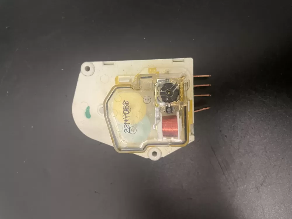 Frigidaire  Kenmore AP2111929 12762 215846602 00624728 00626234 00628510 00628518 0628510 08000559 08006054 08006992 08016919 08950148 215267800 215846605 215846606 240371001 241621501 3001671 3001701 3015909 3203657 4013391050 5300187484 5300628518 5301090474 5303203657 5303211155 5303211680 5303270622 5303275811 5303321133 5303321915 5304457327 5308006054 5308006992 624728 626234 628510 628518 8000559 8006054 8016919 8950148 C000062797 C62797 D007004112 DG187005 F000111695 G000187484 G172706 G174820 G186580 G187005 G187484 M1090167 M1090474 N8000559 R000900241 R000900764 R900241 PS423801 Refrigerator Defrost Timer