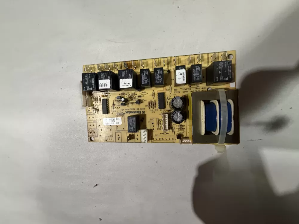 316442110 Kenmore Range Board - Control