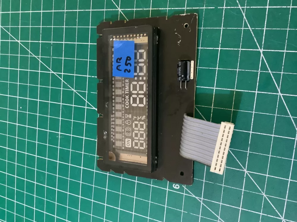 Whirlpool CT1-1 746 275 Range Control Board Clock Display
