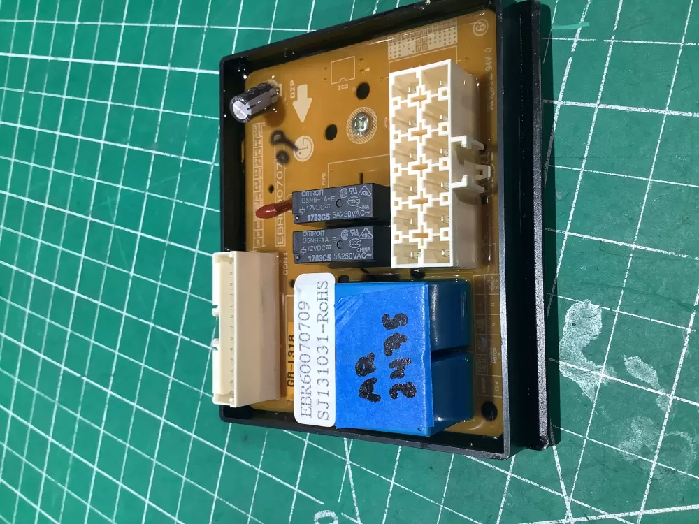 Kenmore LG EBR60070709 Refrigerator Control Board AZ185269 | AR2475