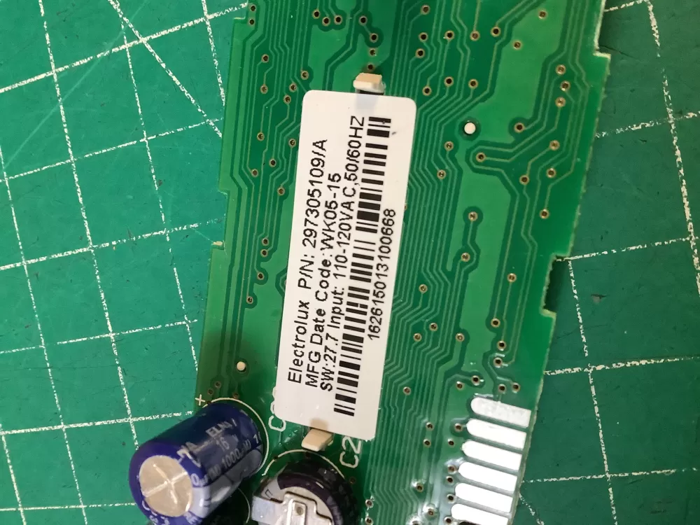 Electrolux Frigidaire 297305109 Refrigerator Control Board AZ221455 | NR2092