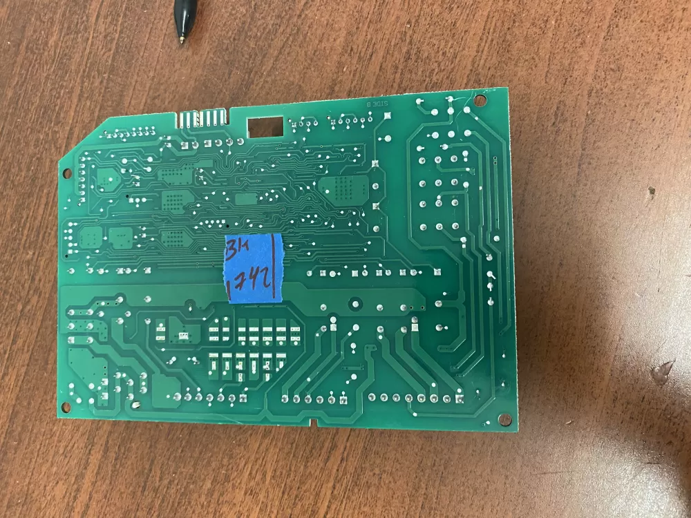 Whirlpool Maytag W10589838 WPW10589838 Refrigerator Control AZ42767 | BK1742