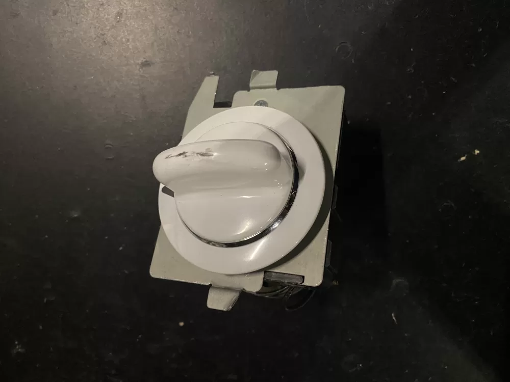 GE 572D520P021 WE4M271 Dryer Timer AZ26348 | BK136