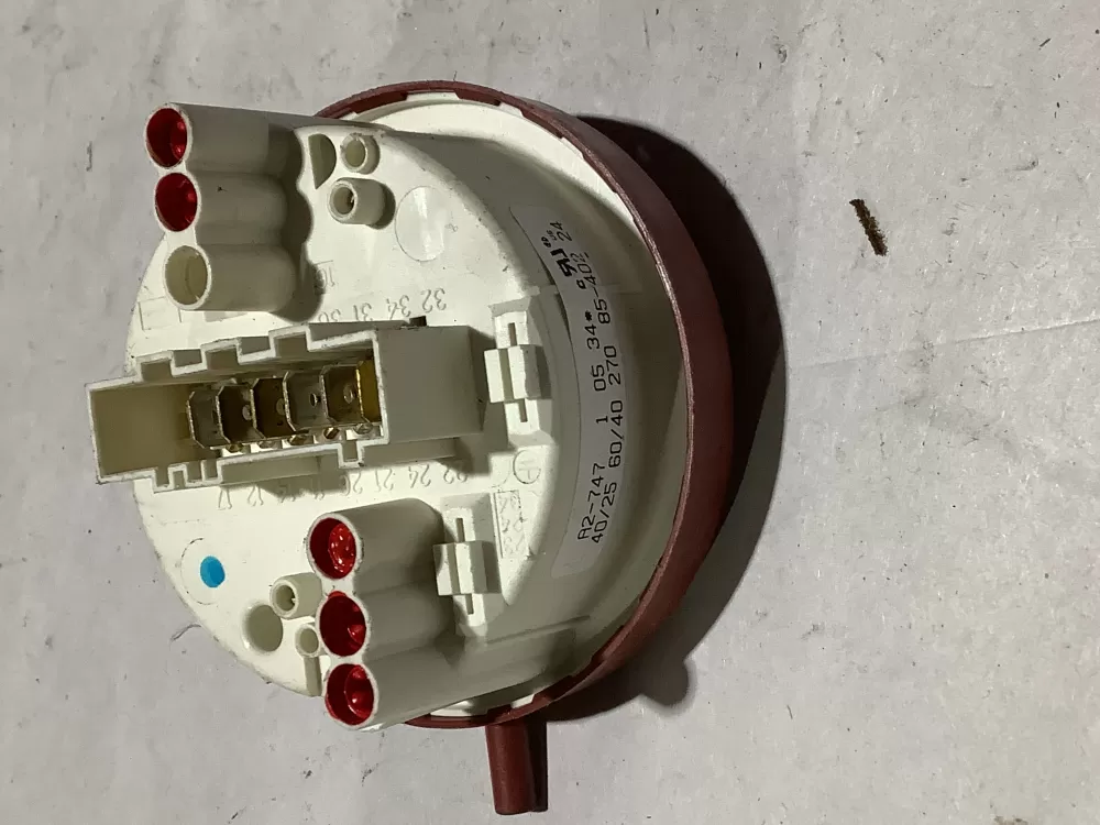 Washer Water Pressure Switch B211-311-A002 AZ115829 | Sl179