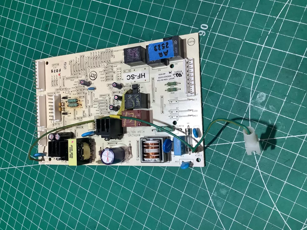 GE WR55X11072 Refrigerator Control Board AZ185325 | AR2523