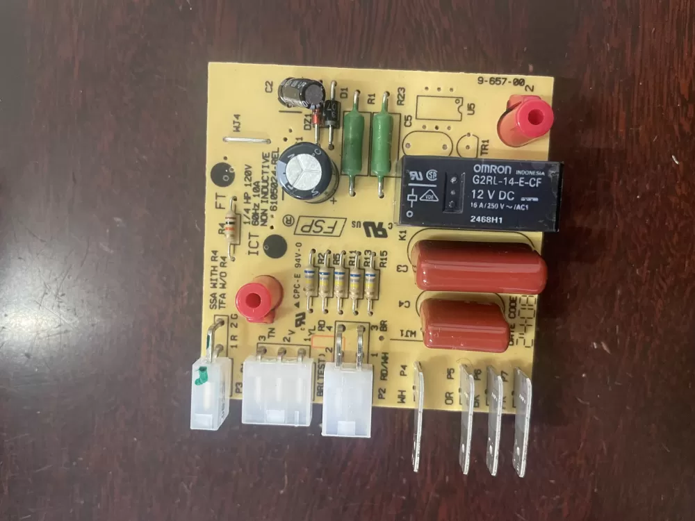 Kenmore  Whirlpool  KitchenAid  Amana  Maytag  Roper  Estate WPW10366605  AP6020483  W10366604  W10135900  W10366605  2210005  2213456  2213457  2213475  2213476  2213489  2213490  2252148  2252150  2303822  2303837  2304069  2304069A  PS11753802  W10135053  W10135899  W10135900R  W10351622  W10351625  W10351626  W10353224  W10366608 Refrigerator Defrost Control Board