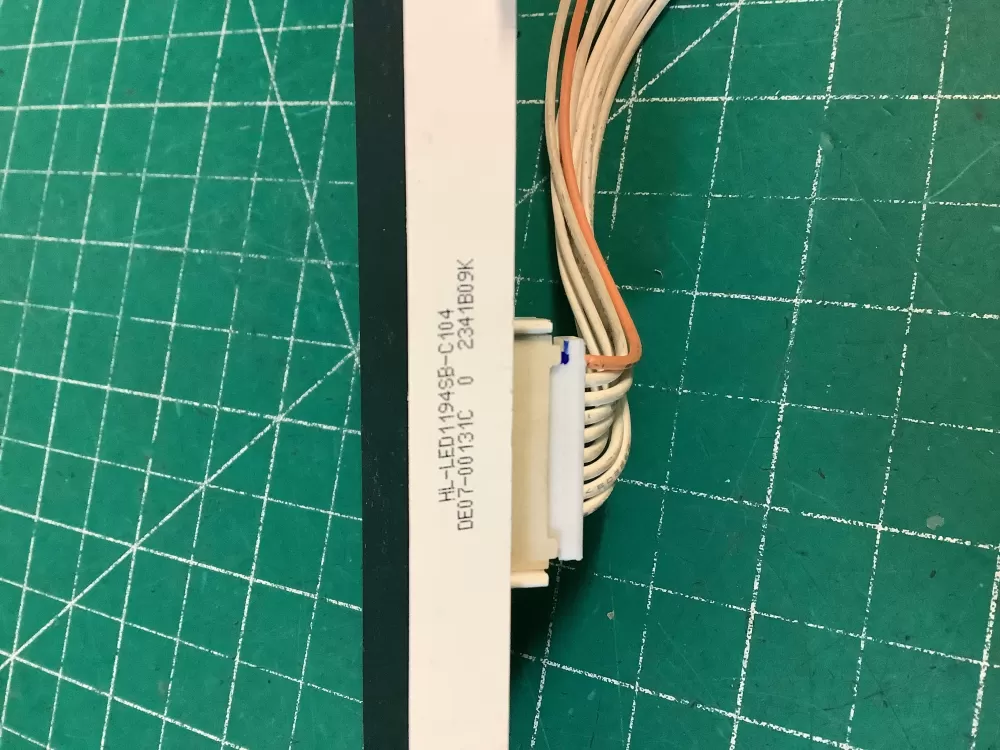 Samsung DE07 00131C Range Control Board AZ227934 | NR530