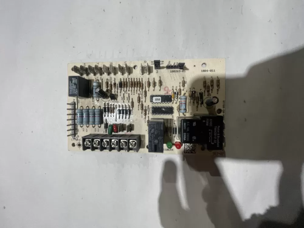 Lennox 1084 83 8511A 851 Armstrong Defrost Control Board AZ188064 | KM696
