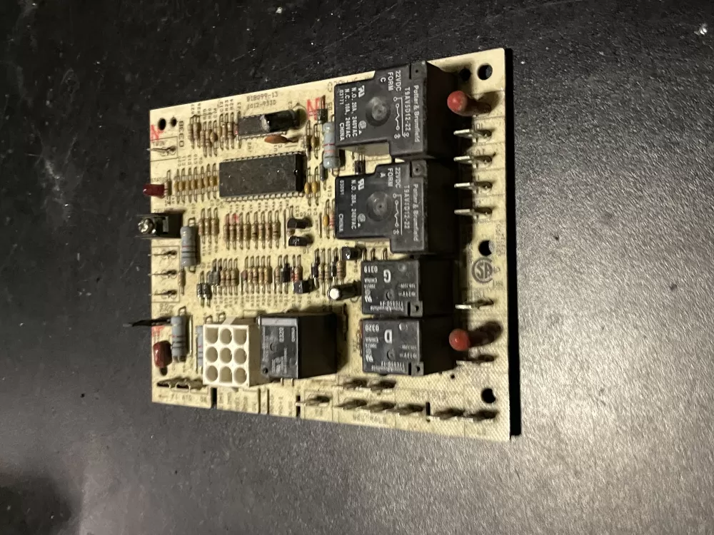 Frigidaire AP4926681 316460101 318099113 5304480915 PS3491265 B18099-13 Furnace Control Board
