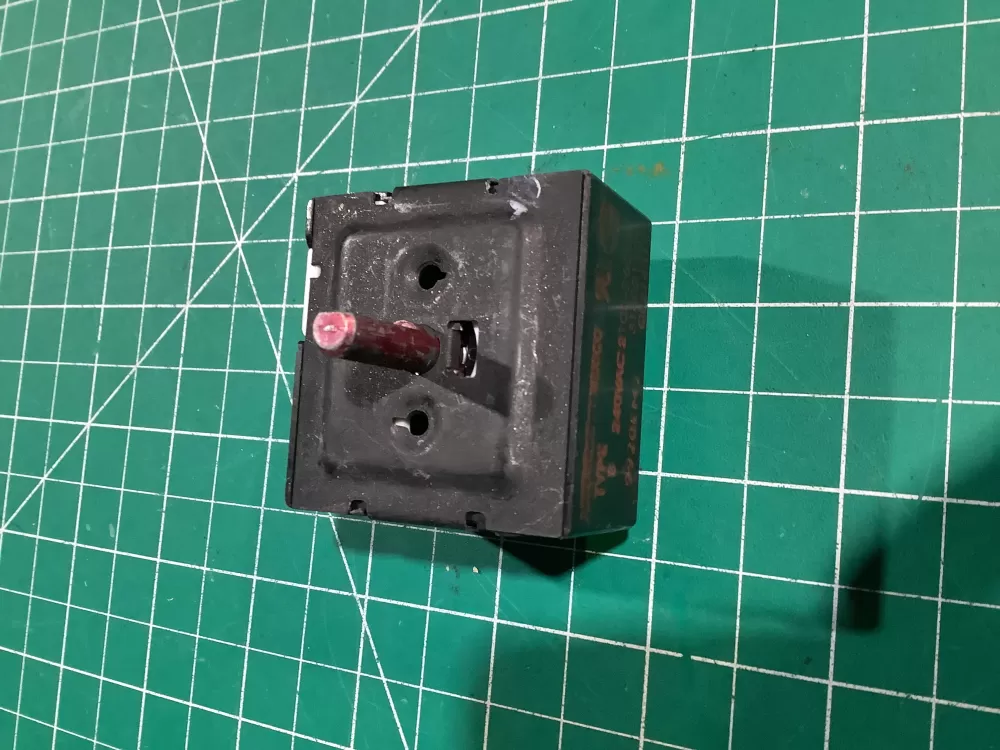 Frigidaire  Kenmore  Electrolux  Gibson  Tappan  Kelvinator  White Westinghouse 316436001  AP3885460  5304506425  1155395  316021501  AH1145040  EA1145040  PS1145040  QE21431245040  EA1145040  PS1145040  QE214312 Range Surface Element Switch