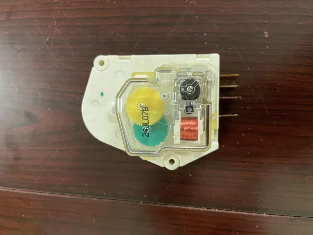 Frigidaire  Kenmore AP2111929 12762 215846602 00624728 00626234 00628510 00628518 0628510 08000559 08006054 08006992 08016919 08950148 215267800 215846605 215846606 240371001 241621501 3001671 3001701 3015909 3203657 4013391050 5300187484 5300628518 5301090474 5303203657 5303211155 5303211680 5303270622 5303275811 5303321133 5303321915 5304457327 5308006054 5308006992 624728 626234 628510 628518 8000559 8006054 8016919 8950148 C000062797 C62797 D007004112 DG187005 F000111695 G000187484 G172706 G174820 G186580 G187005 G187484 M1090167 M1090474 N8000559 R000900241 R000900764 R900241 PS423801 Refrigerator Defrost Timer