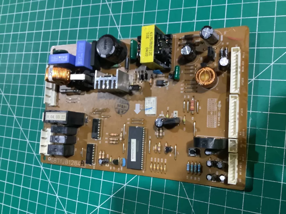 LG 6871JB1284A Refrigerator Control Board AZ146805 | NR2458