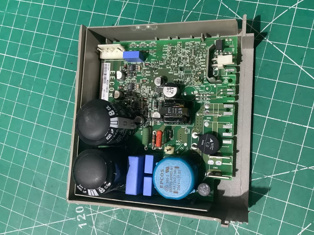 GE Refrigerator Control Board - Part # VCC3 1156 01A 02 AZ194983 | AR407