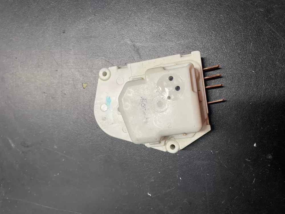 Frigidaire Kenmore AP2111929 12762 Refrigerator Defrost Timer AZ23377 | BK1088
