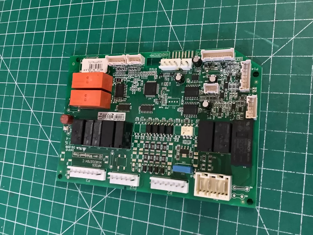 Whirlpool Jenn Air Maytag W10774171 Refrigerator Control Board AZ184827 | NR2692