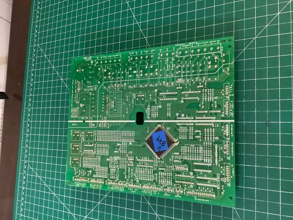Samsung DA41 00689K Refrigerator Control Board AZ193521 | NRV879