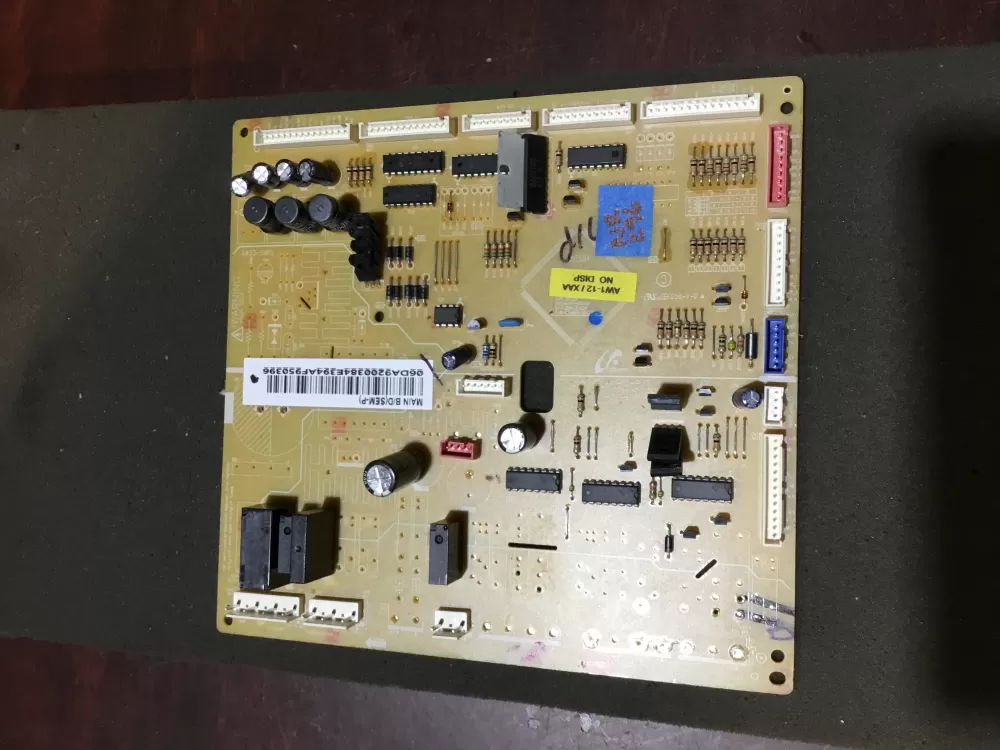 Samsung DA92 00384A Refrigerator Control Board AZ103206 | NR296